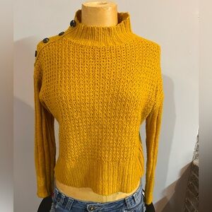 Knitted crop sweater